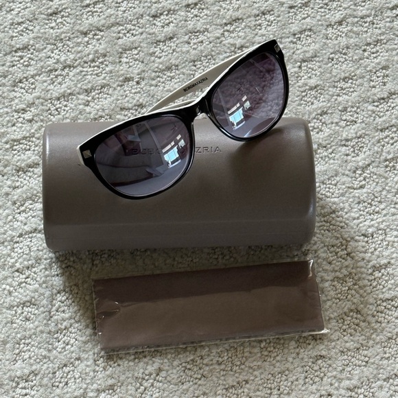 EUC/GENTLY WORN BCBGMAXAZRIA “Date Night” sunglasses with case & cleaning cloth - Picture 8 of 16